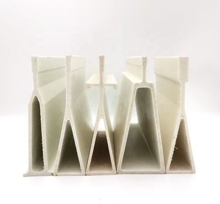Τεχνική Pultrusion 120mm Fiberglass Support Beam για το δάπεδο πουλερικών χοίρων πρόβατα