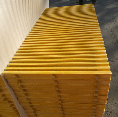 Ελαφρύ FRP Fiberglass Grating Walkway Σχεδιασμένο για πλαστικές εφαρμογές πεζοδρόμου