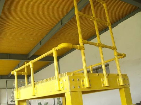 Παραδοσιακό σχεδιασμό φράχτης από γυαλί ίνες Post εύκολο στην εγκατάσταση προσαρμοσμένο μήκος για την ασφάλεια