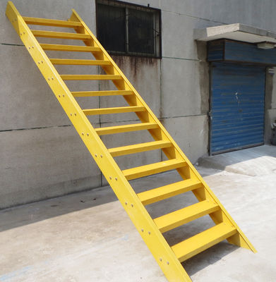Βελτιωμένη αντοχή ασφαλείας Αντιστροφή FRP Profile Ladder με ανθεκτικό πλέγμα σκάλας