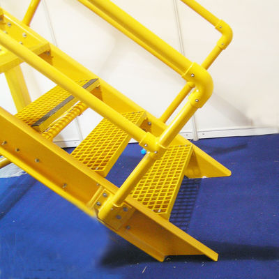 Βελτιωμένη αντοχή ασφαλείας Αντιστροφή FRP Profile Ladder με ανθεκτικό πλέγμα σκάλας