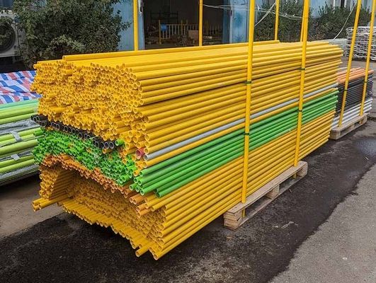 Τεχνική Pultrusion Προσαρμοσμένο Insulted FRP Pole Φράχτης Post Fiberglass σωλήνα για φράχτη